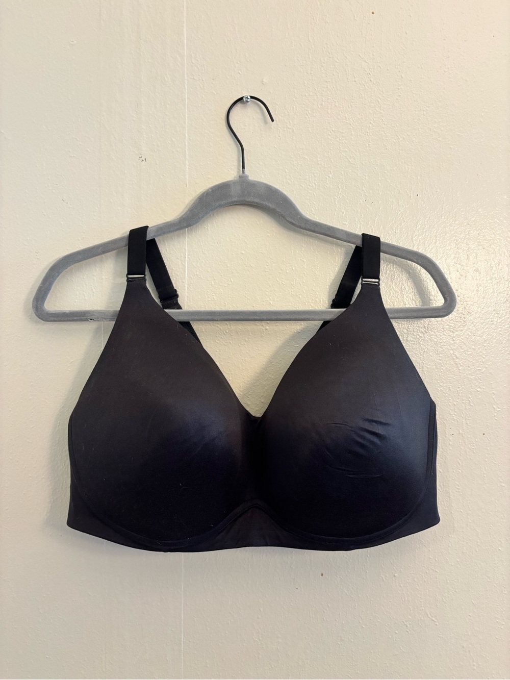 Cacique Black Wireless T-Shirt Bra